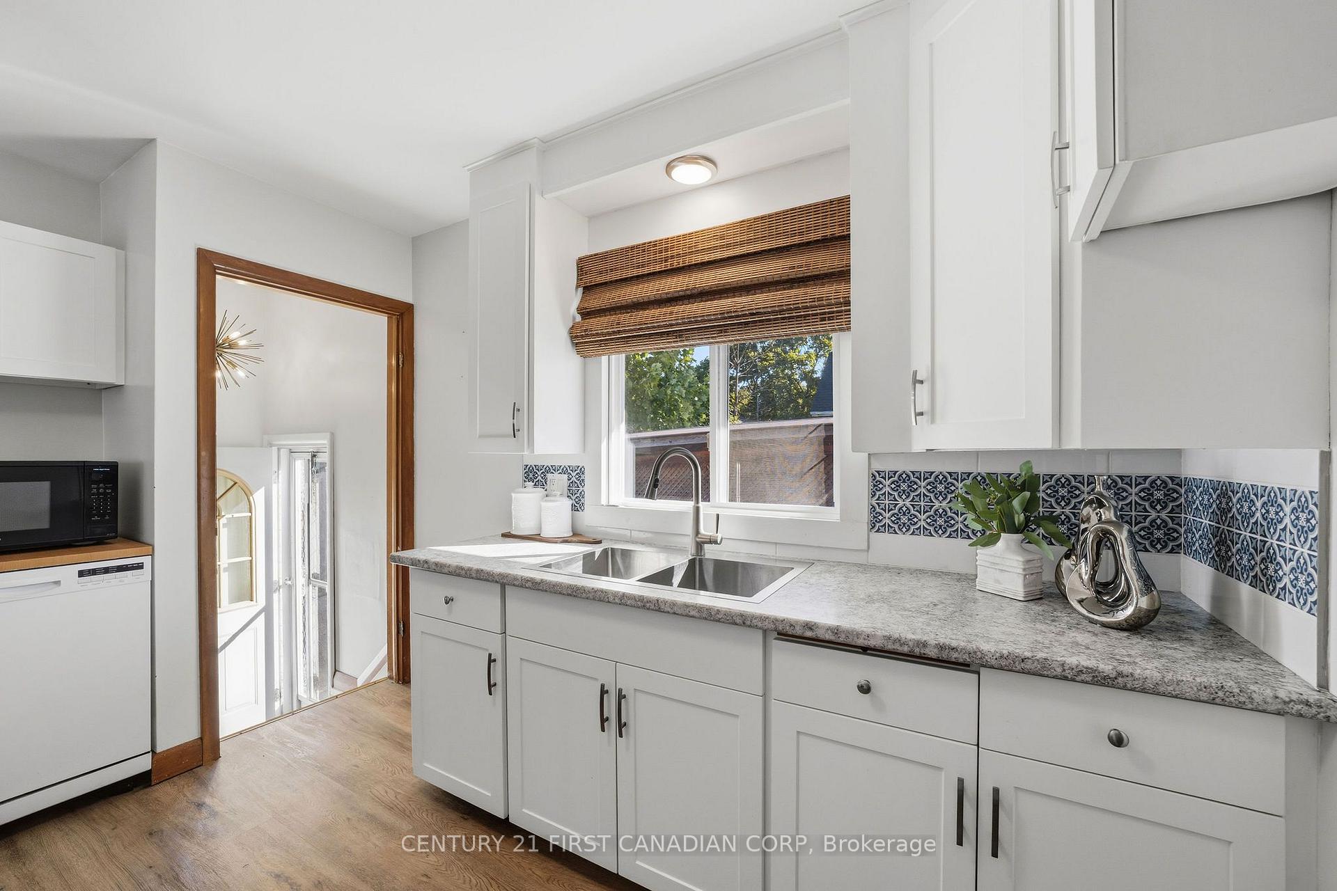 Photo 18 of 180 Forest Avenue, St. Thomas — HOMEH