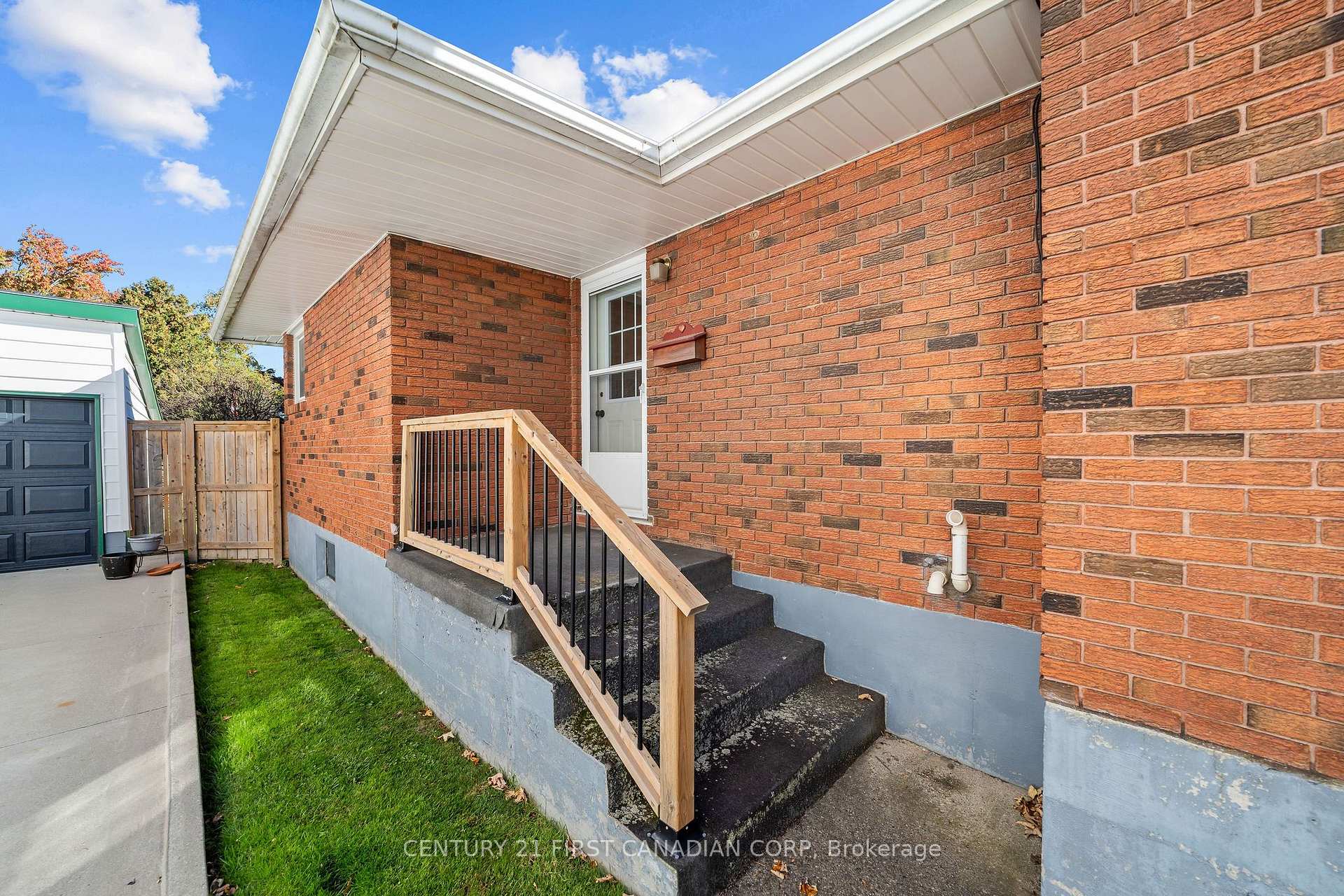 Photo 24 of 180 Forest Avenue, St. Thomas — HOMEH