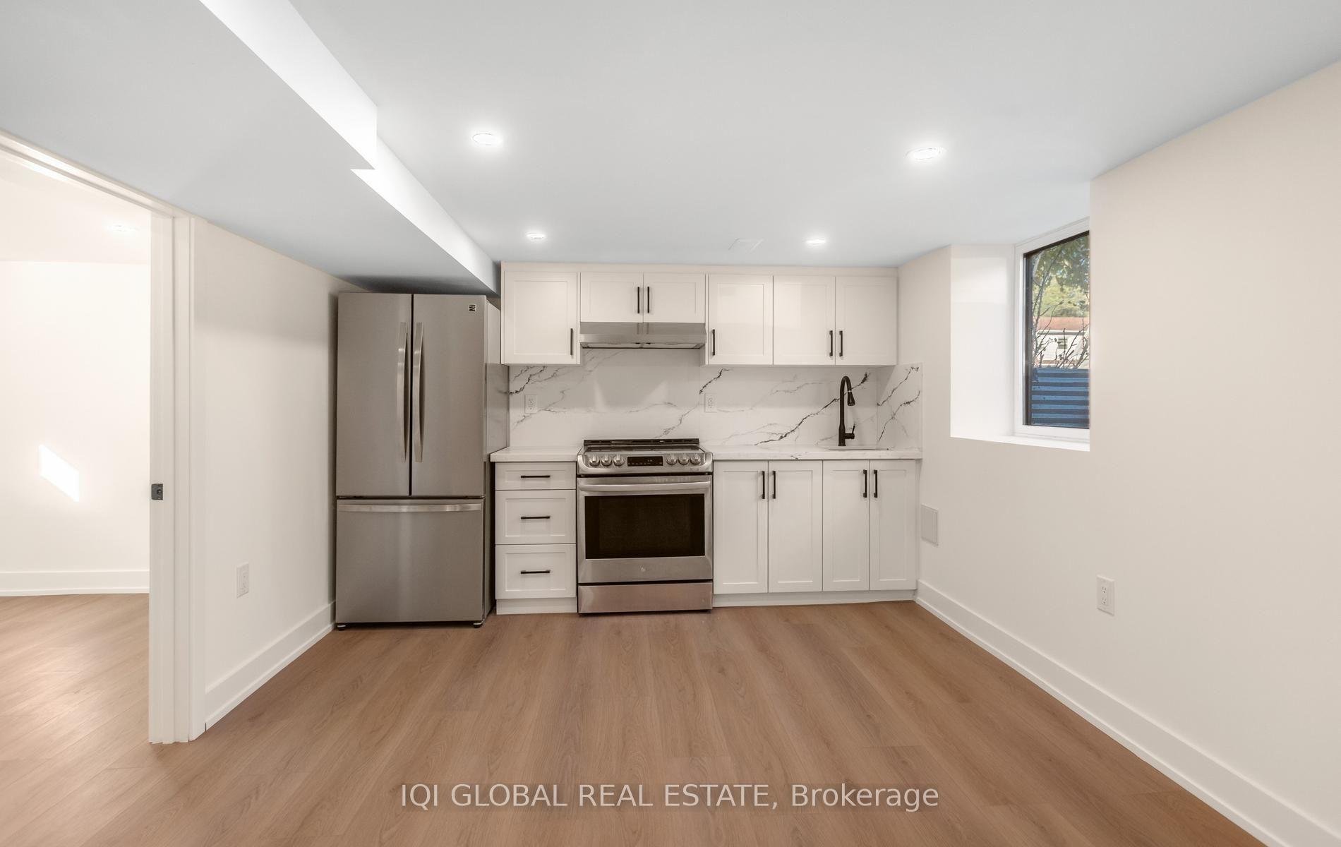 Photo 31 of 504 Brucedale Avenue E, Hamilton, Eastmount — HOMEH