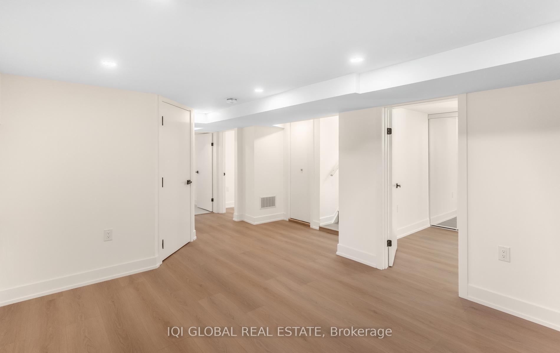 Photo 32 of 504 Brucedale Avenue E, Hamilton, Eastmount — HOMEH