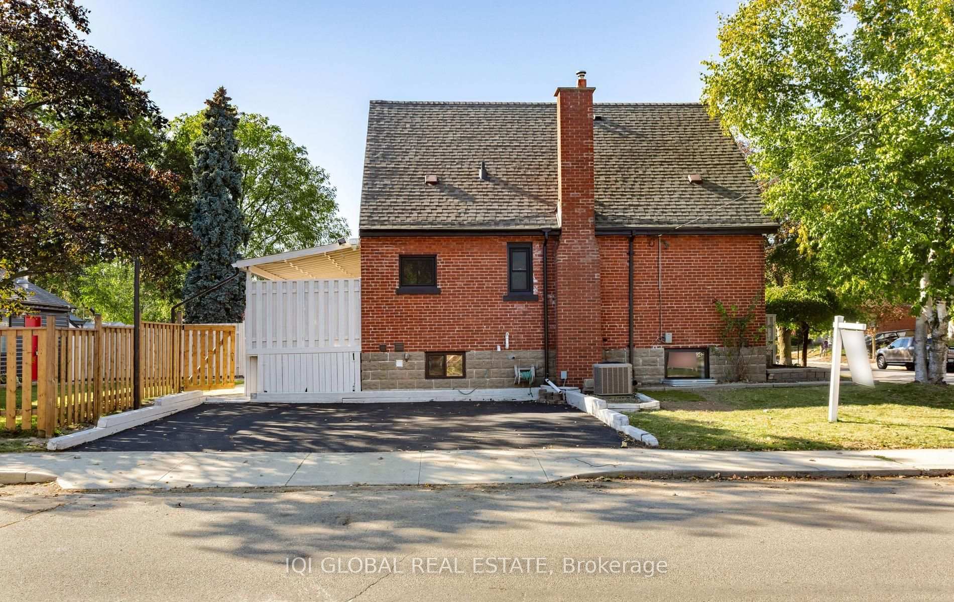 Photo 48 of 504 Brucedale Avenue E, Hamilton, Eastmount — HOMEH