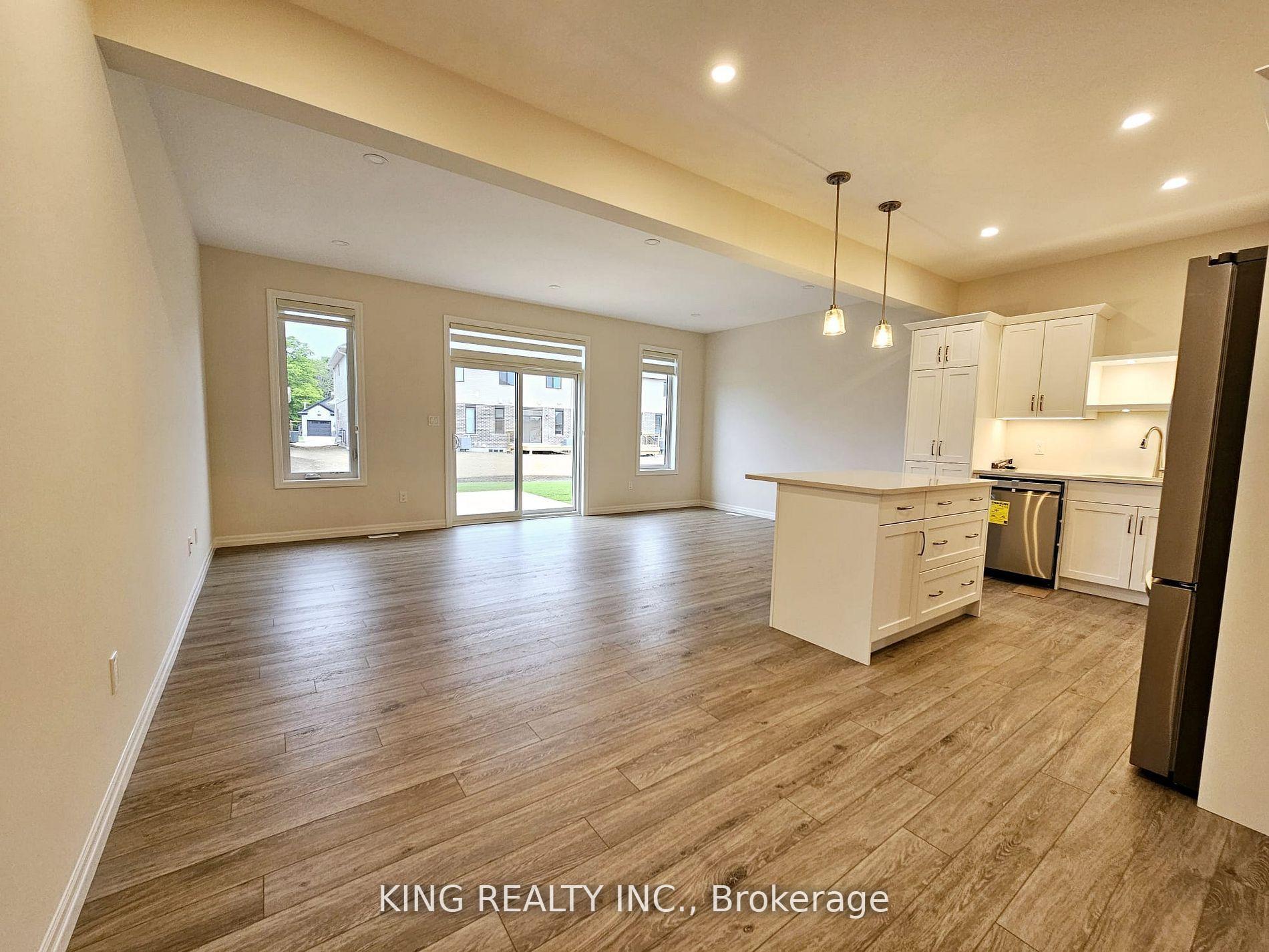 Photo 3 of 214 Renaissance Drive, St. Thomas — HOMEH
