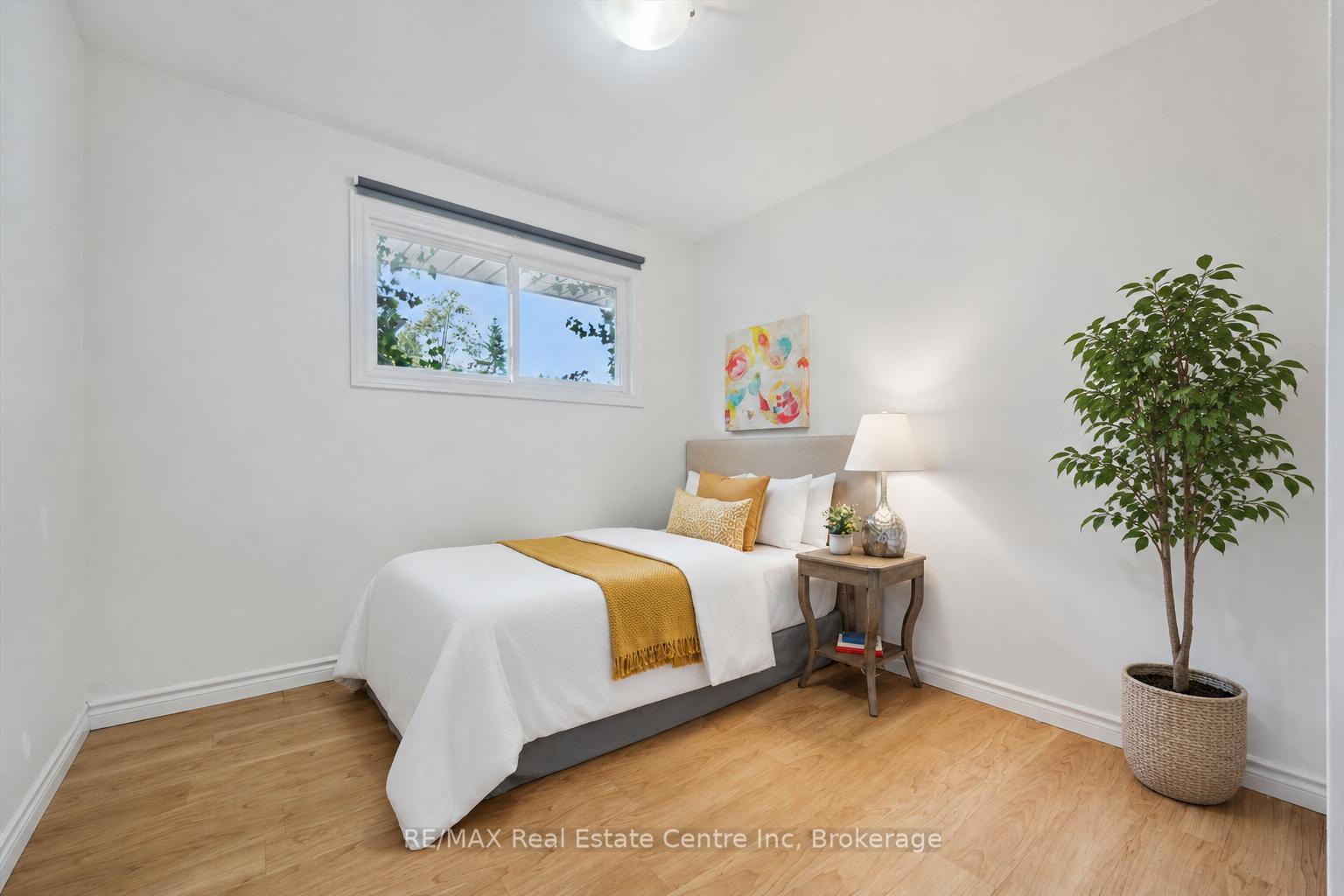 Photo 12 of 277 Kathleen Street, Guelph, Exhibition Park — HOMEH