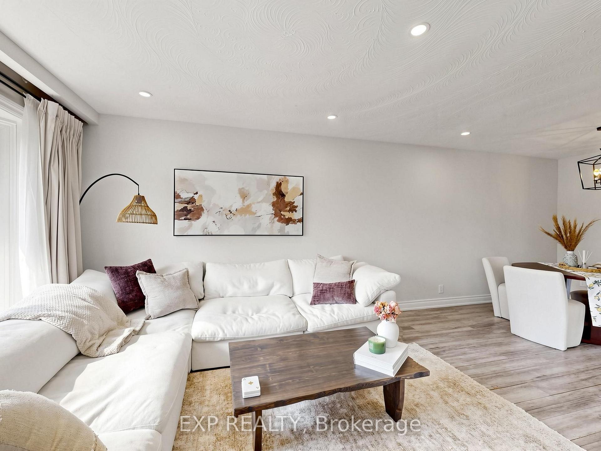 Photo 6 of 175 Penn Avenue, Newmarket, Bristol-London — HOMEH
