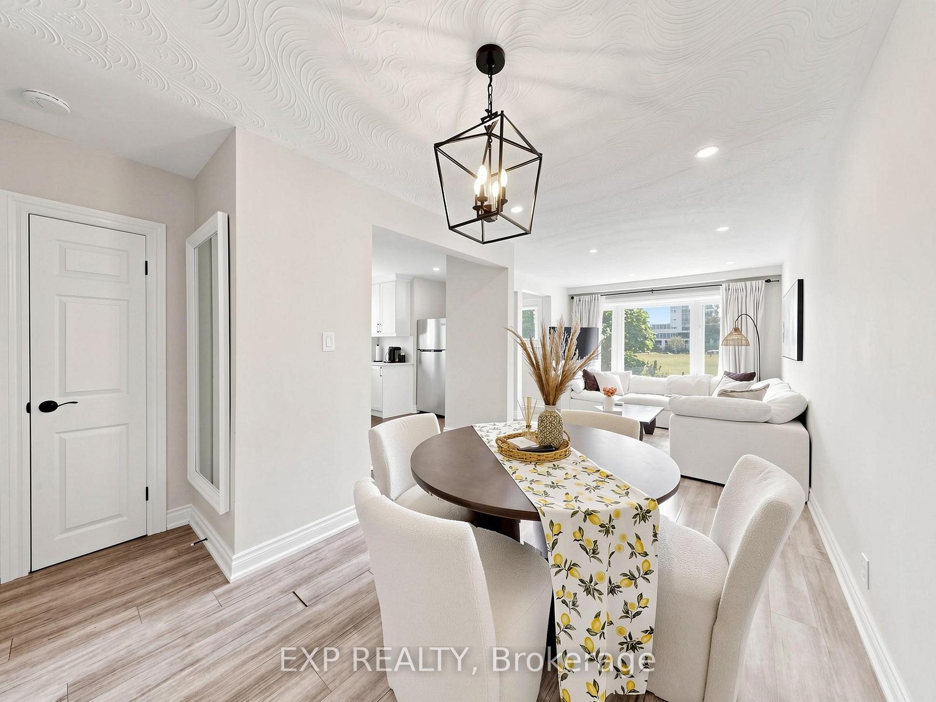 Photo 8 of 175 Penn Avenue, Newmarket, Bristol-London — HOMEH