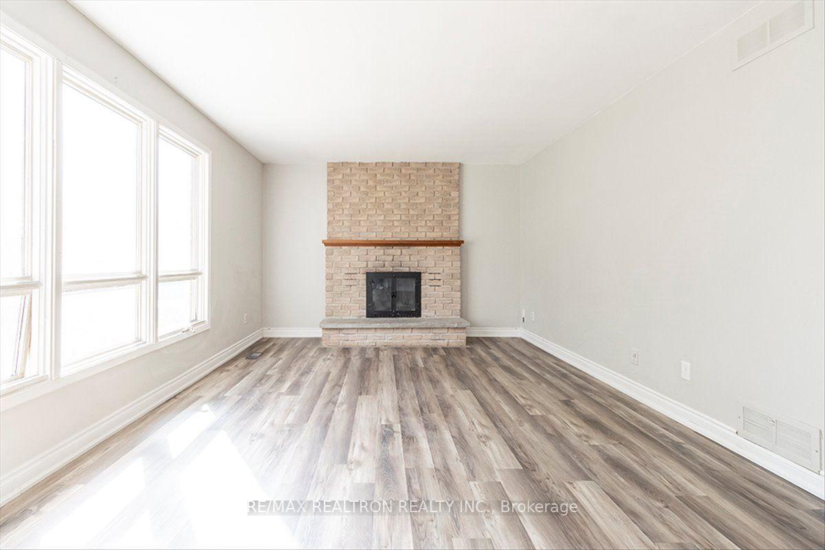 Photo 17 of 513 Labrador Drive, Oshawa, Donevan — HOMEH