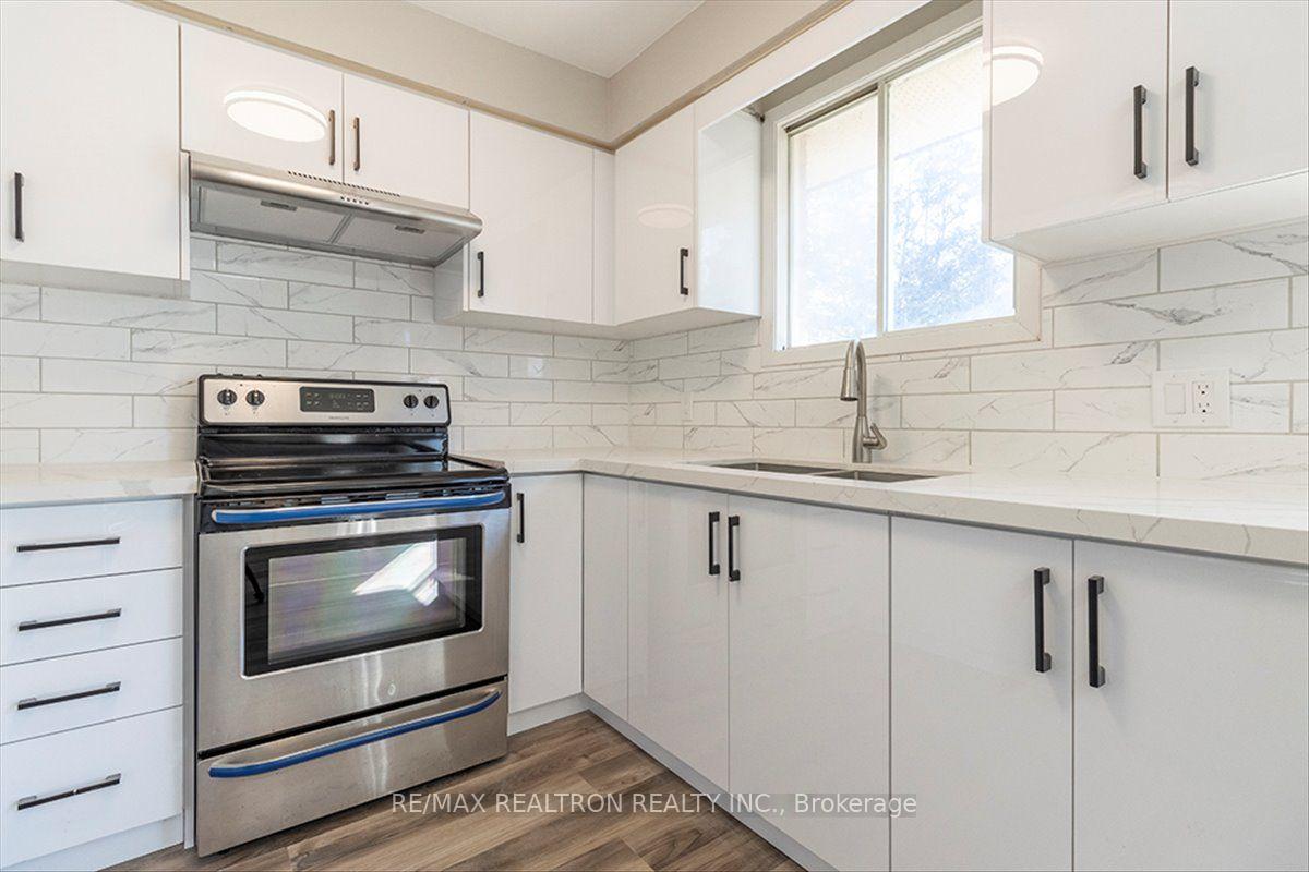 Photo 27 of 513 Labrador Drive, Oshawa, Donevan — HOMEH