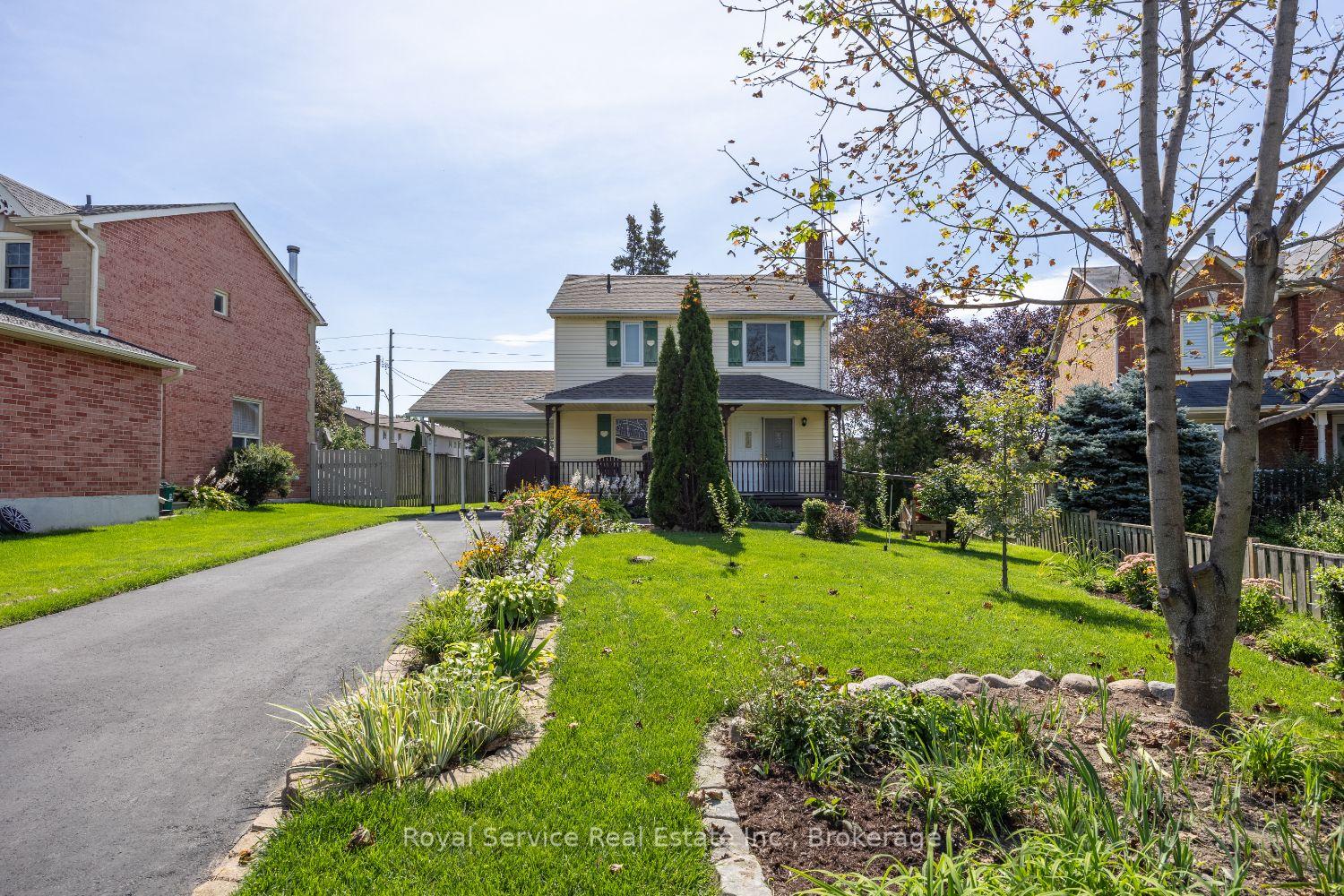 Photo 2 of 627 Whistler Drive, Oshawa, Northglen — HOMEH
