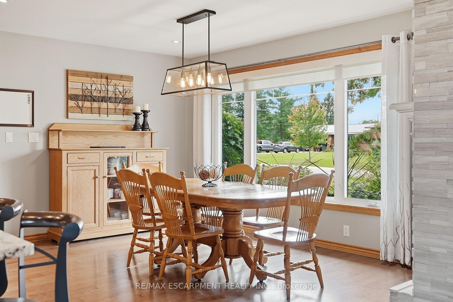 Photo 12 of 826 Millgrove Side Road, Hamilton, Rural Flamborough — HOMEH