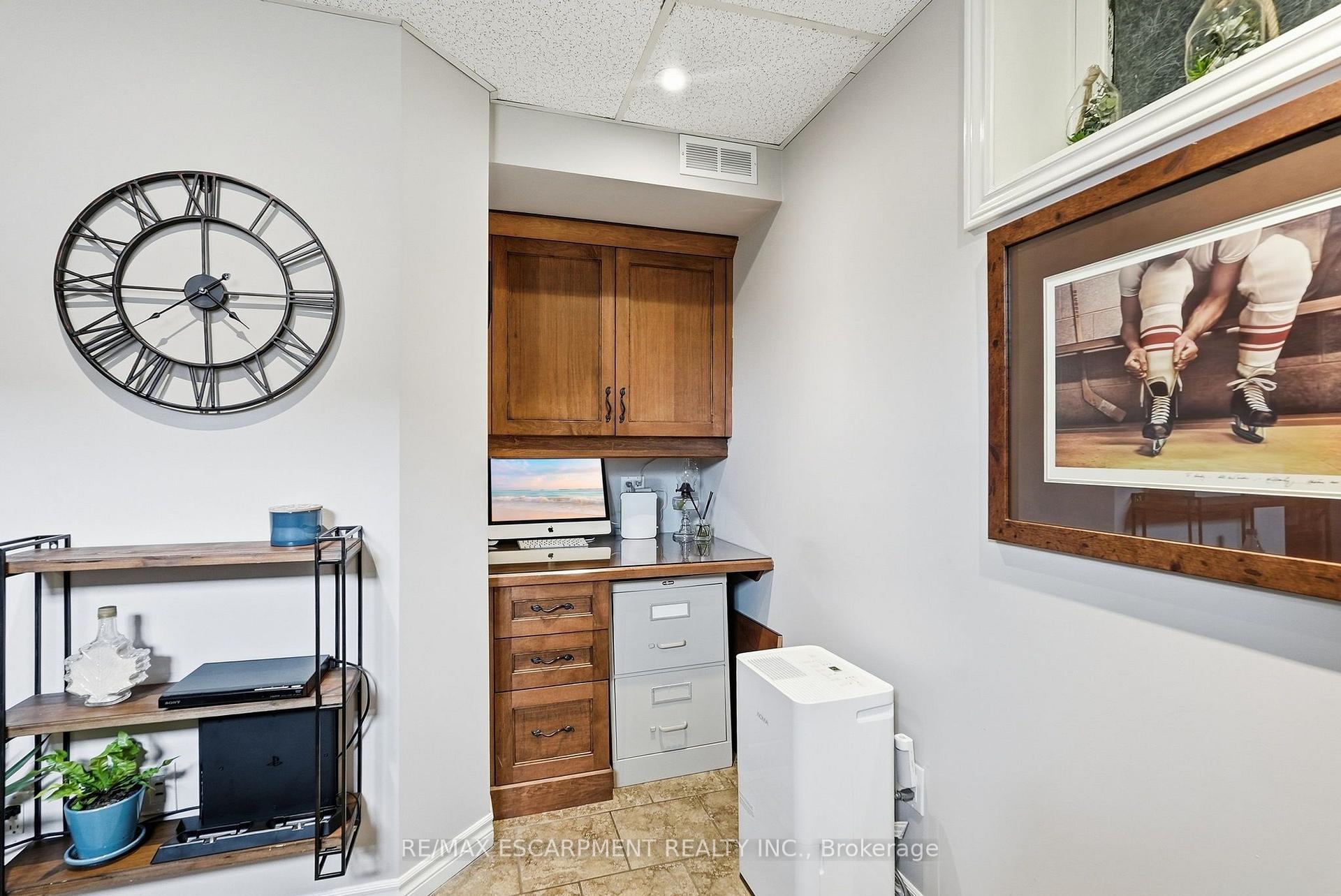 Photo 33 of 826 Millgrove Side Road, Hamilton, Rural Flamborough — HOMEH