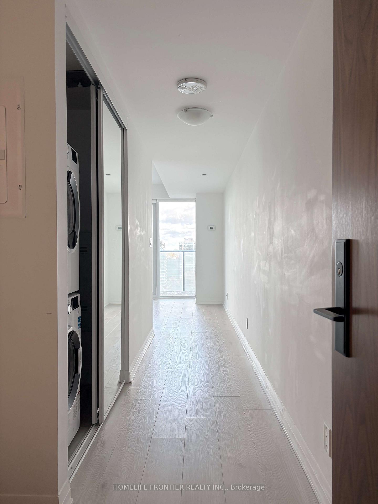 Photo 9 of Unit 1805, 99 Foxbar Road, Toronto, Yonge-St. Clair — HOMEH