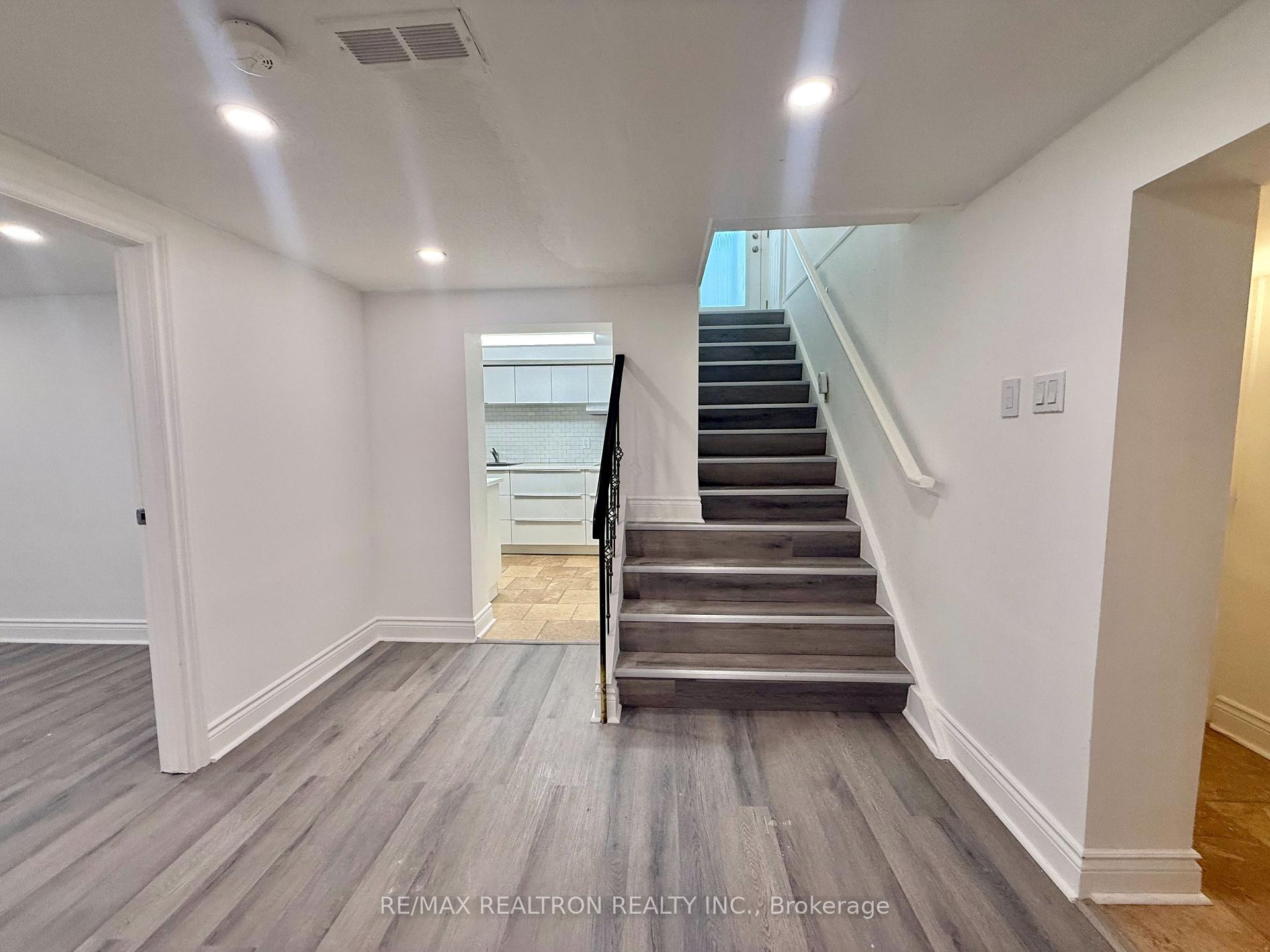 Photo 4 of Unit Basement, 41 Brixham Terrace, North York, Downsview-Roding-CFB — HOMEH