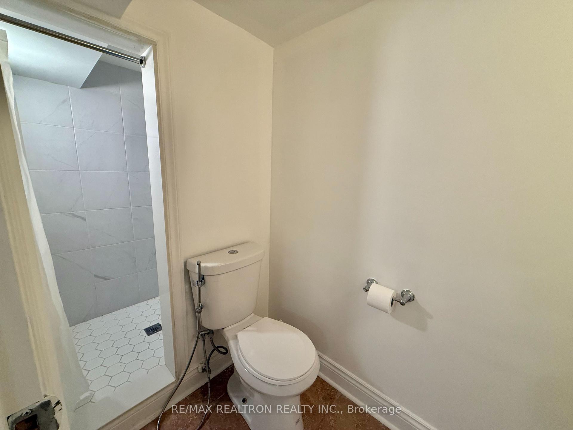 Photo 9 of Unit Basement, 41 Brixham Terrace, North York, Downsview-Roding-CFB — HOMEH
