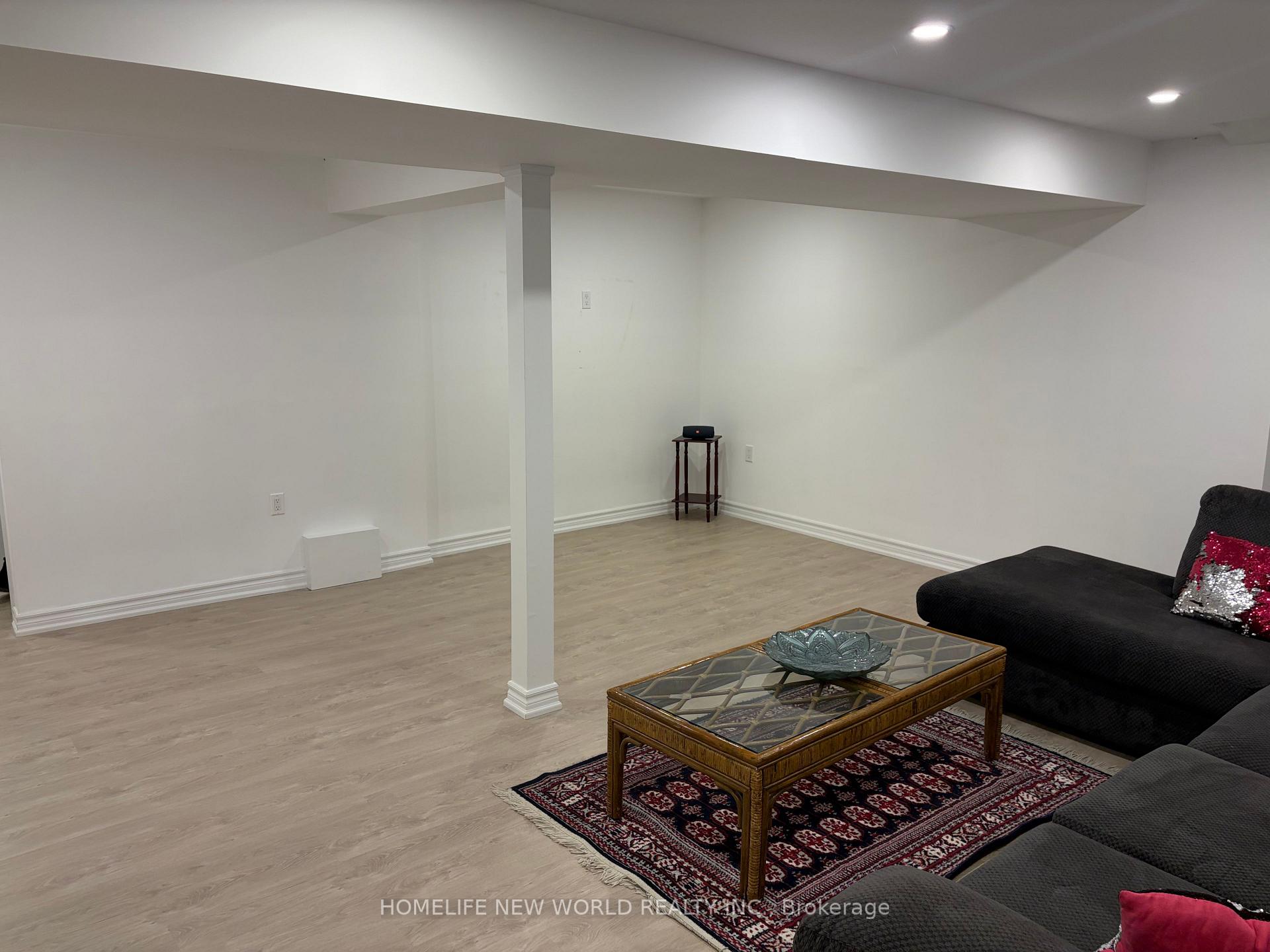 Photo 5 of Unit Basement, 35 Ashfield Drive, Richmond Hill, Oak Ridges Lake Wilcox — HOMEH