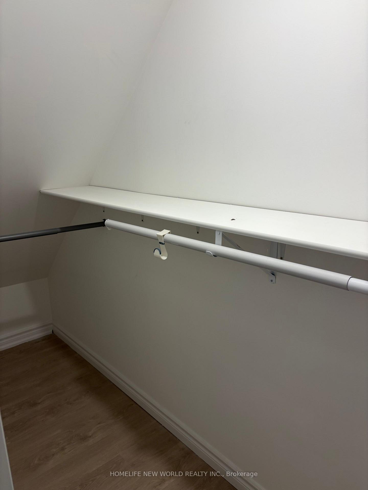 Photo 13 of Unit Basement, 35 Ashfield Drive, Richmond Hill, Oak Ridges Lake Wilcox — HOMEH