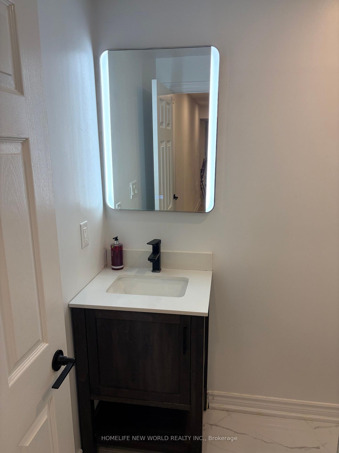 Photo 17 of Unit Basement, 35 Ashfield Drive, Richmond Hill, Oak Ridges Lake Wilcox — HOMEH