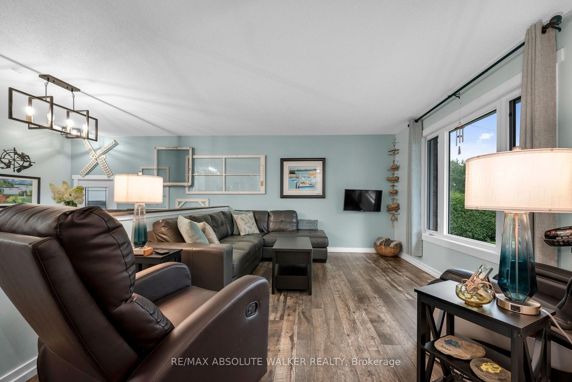 Photo 4 of 331 Wolfe Crescent, Clarence-Rockland, Clarence/Rockland Twp — HOMEH