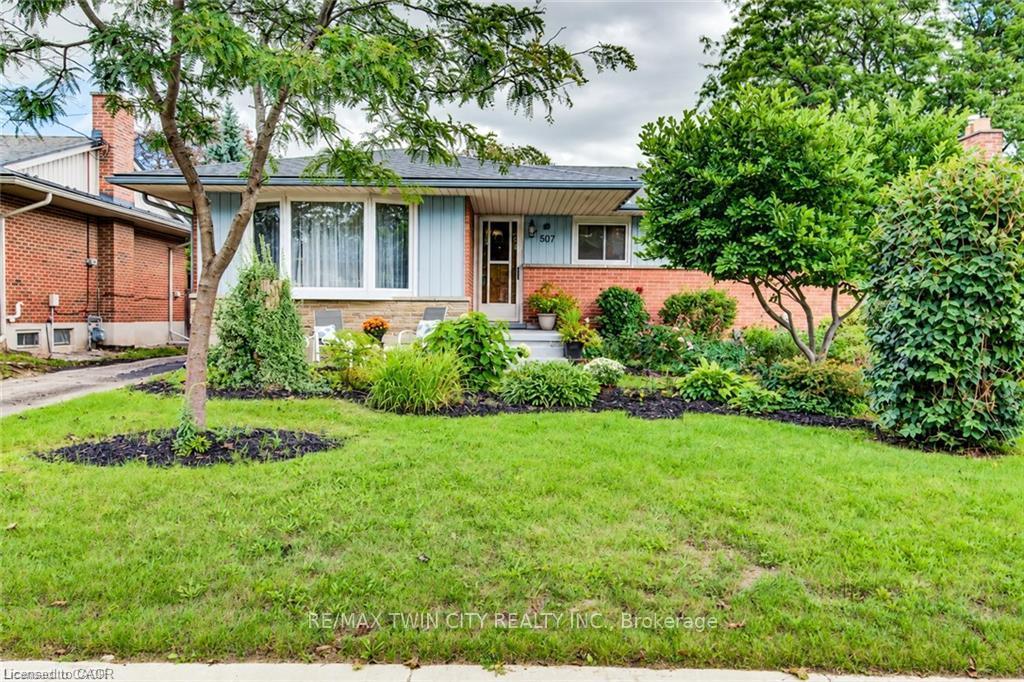 Photo 2 of 507 Manchester Road, Kitchener, Heritage Park - Kitchener — HOMEH