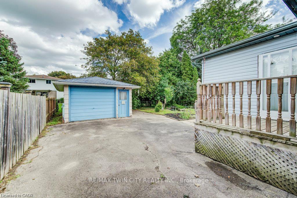 Photo 29 of 507 Manchester Road, Kitchener, Heritage Park - Kitchener — HOMEH