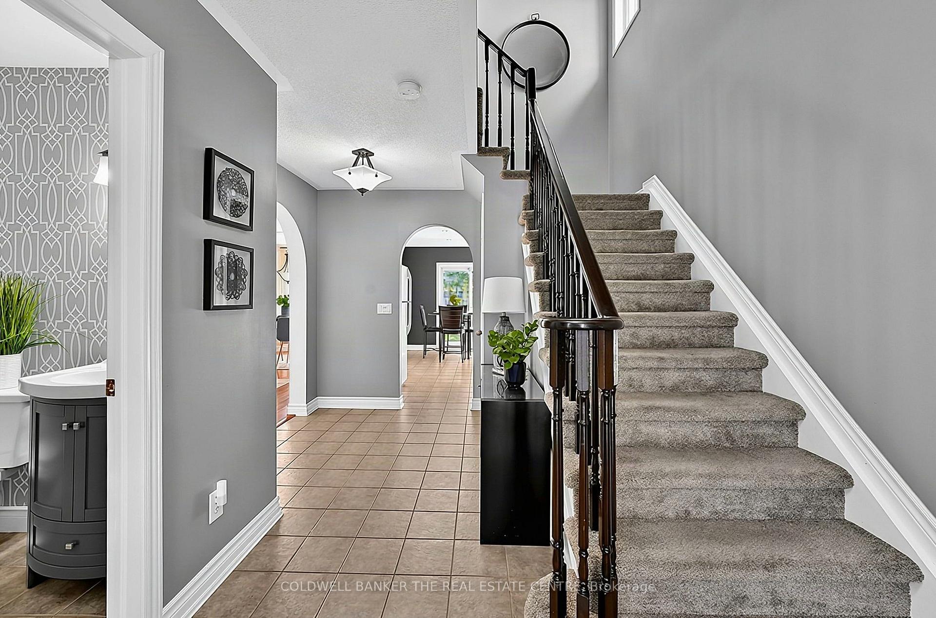 Photo 3 of 184 Brucker Road, Barrie, Holly — HOMEH