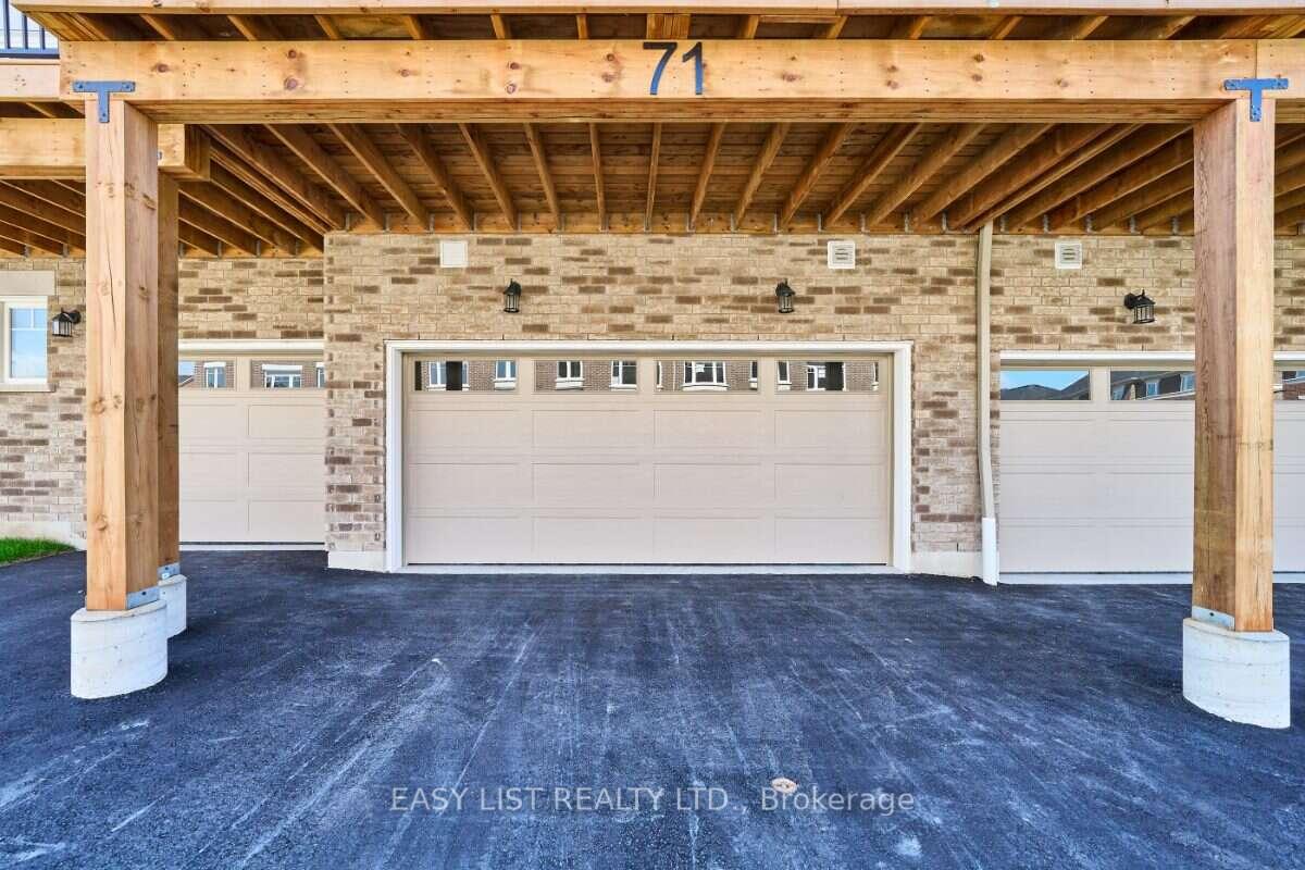 Photo 9 of 71 Addyman Crescent, Clarington, Newcastle — HOMEH