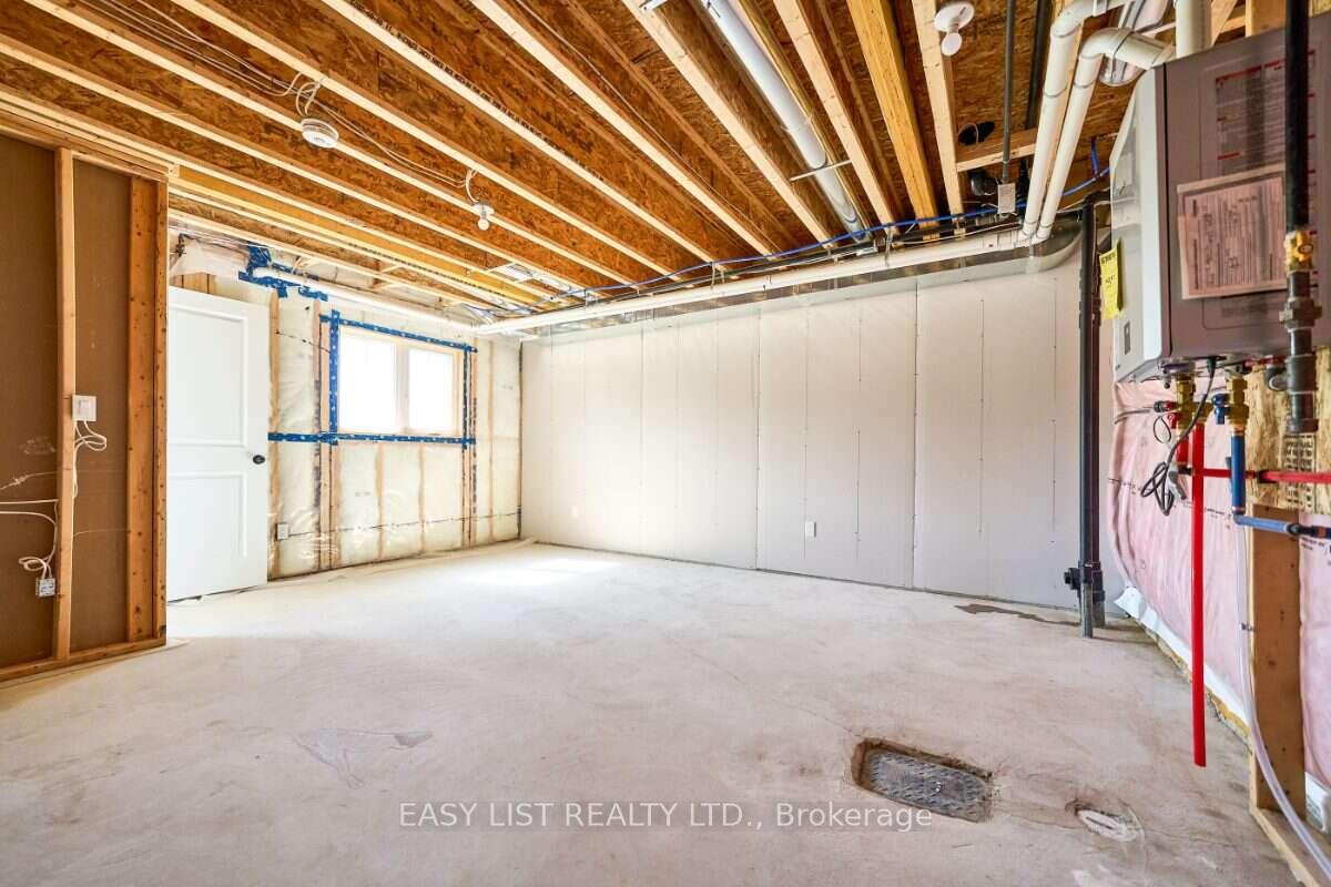 Photo 12 of 71 Addyman Crescent, Clarington, Newcastle — HOMEH
