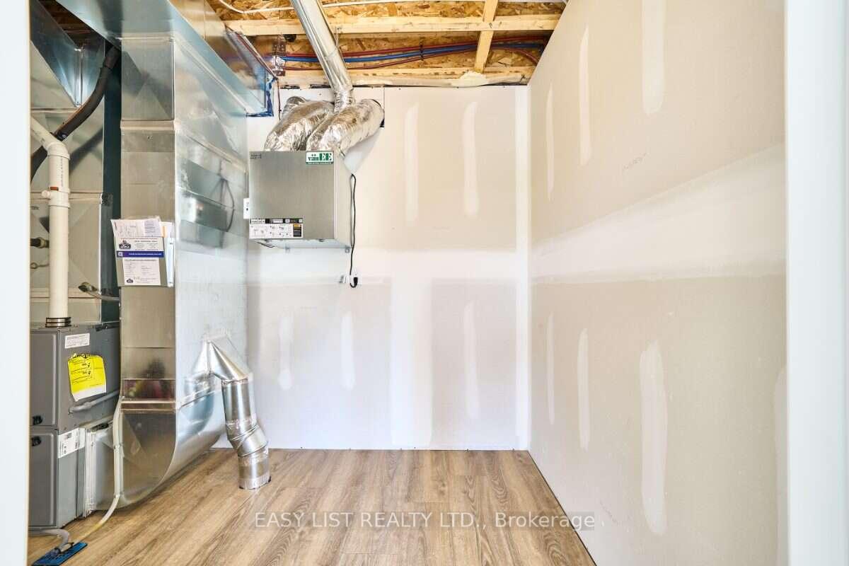 Photo 14 of 71 Addyman Crescent, Clarington, Newcastle — HOMEH