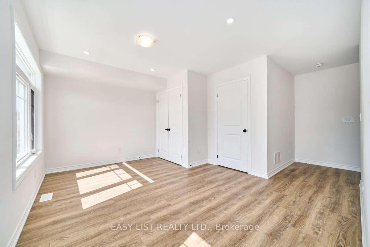 Photo 16 of 71 Addyman Crescent, Clarington, Newcastle — HOMEH