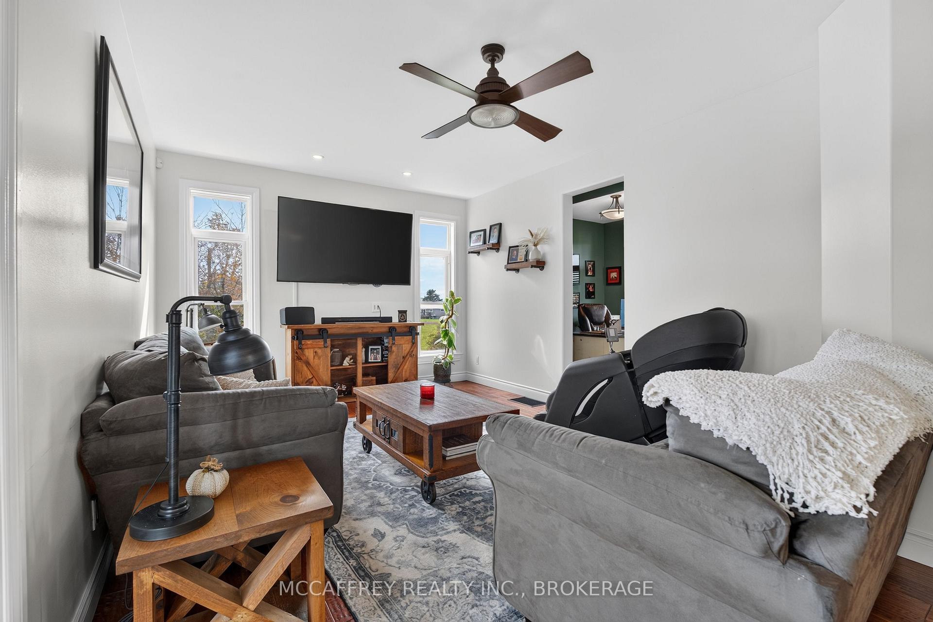 Photo 9 of 4012 Sydenham Road, Frontenac, Frontenac South — HOMEH