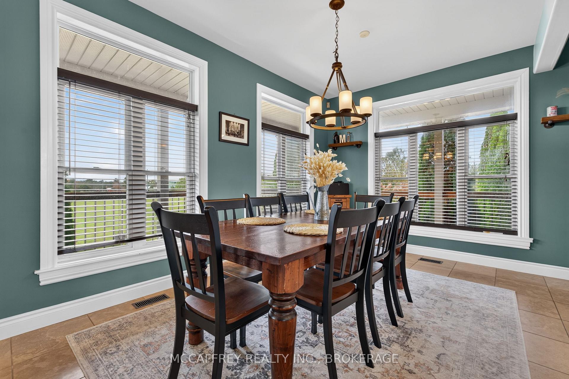 Photo 10 of 4012 Sydenham Road, Frontenac, Frontenac South — HOMEH