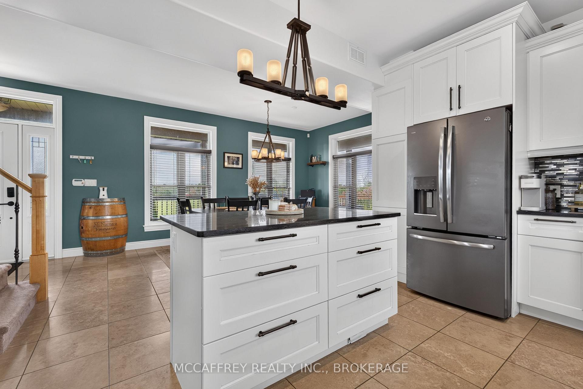Photo 16 of 4012 Sydenham Road, Frontenac, Frontenac South — HOMEH