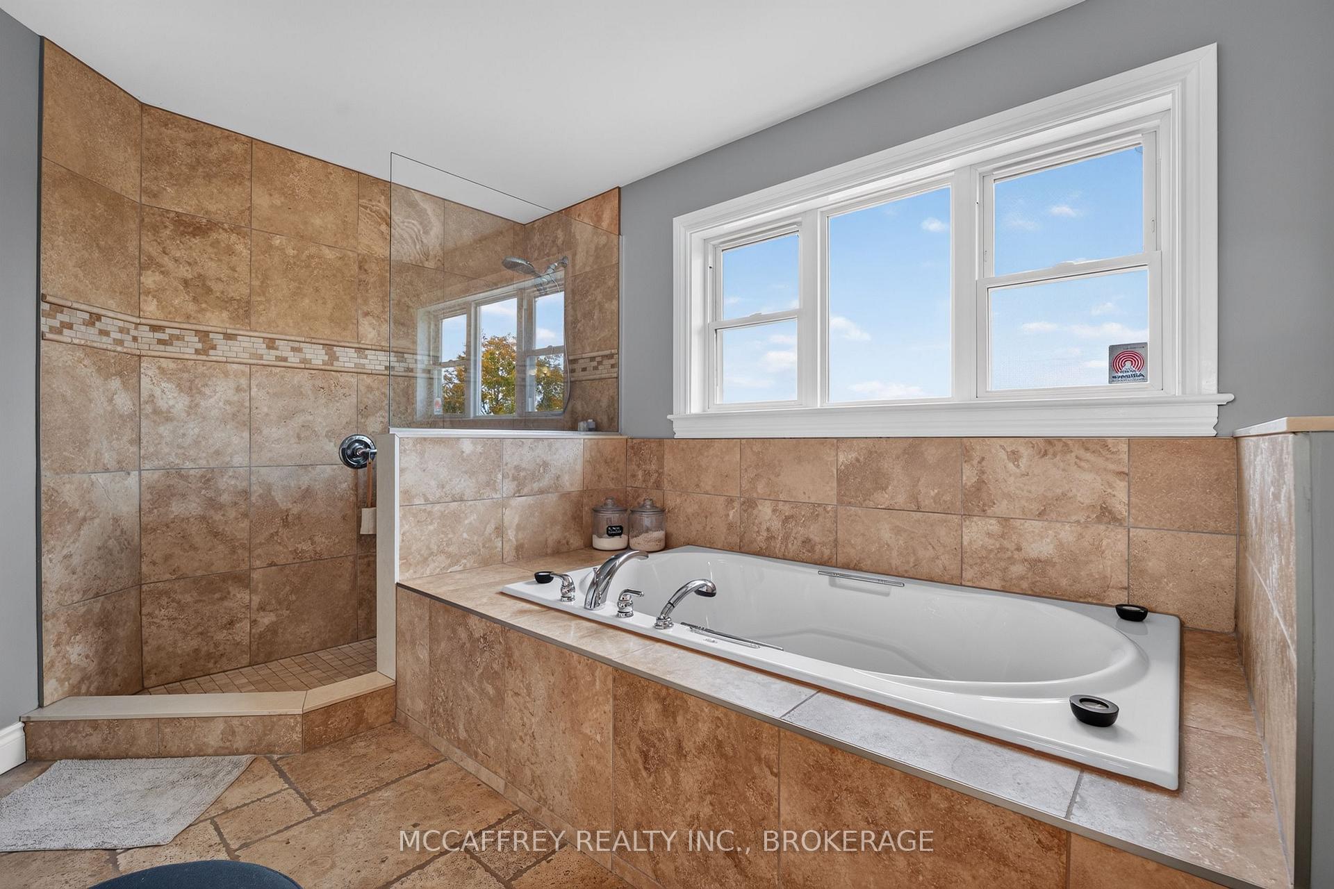 Photo 22 of 4012 Sydenham Road, Frontenac, Frontenac South — HOMEH