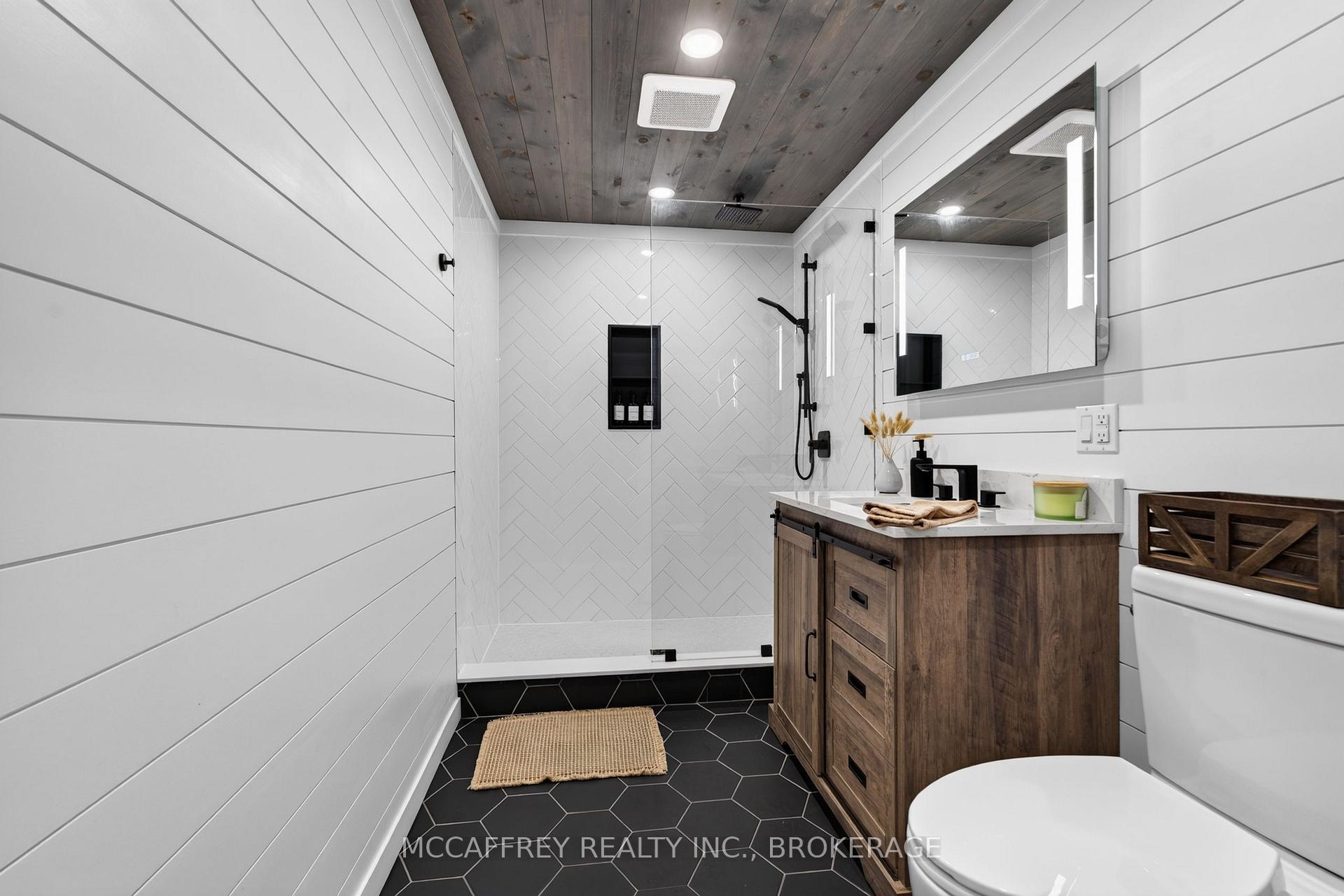 Photo 30 of 4012 Sydenham Road, Frontenac, Frontenac South — HOMEH