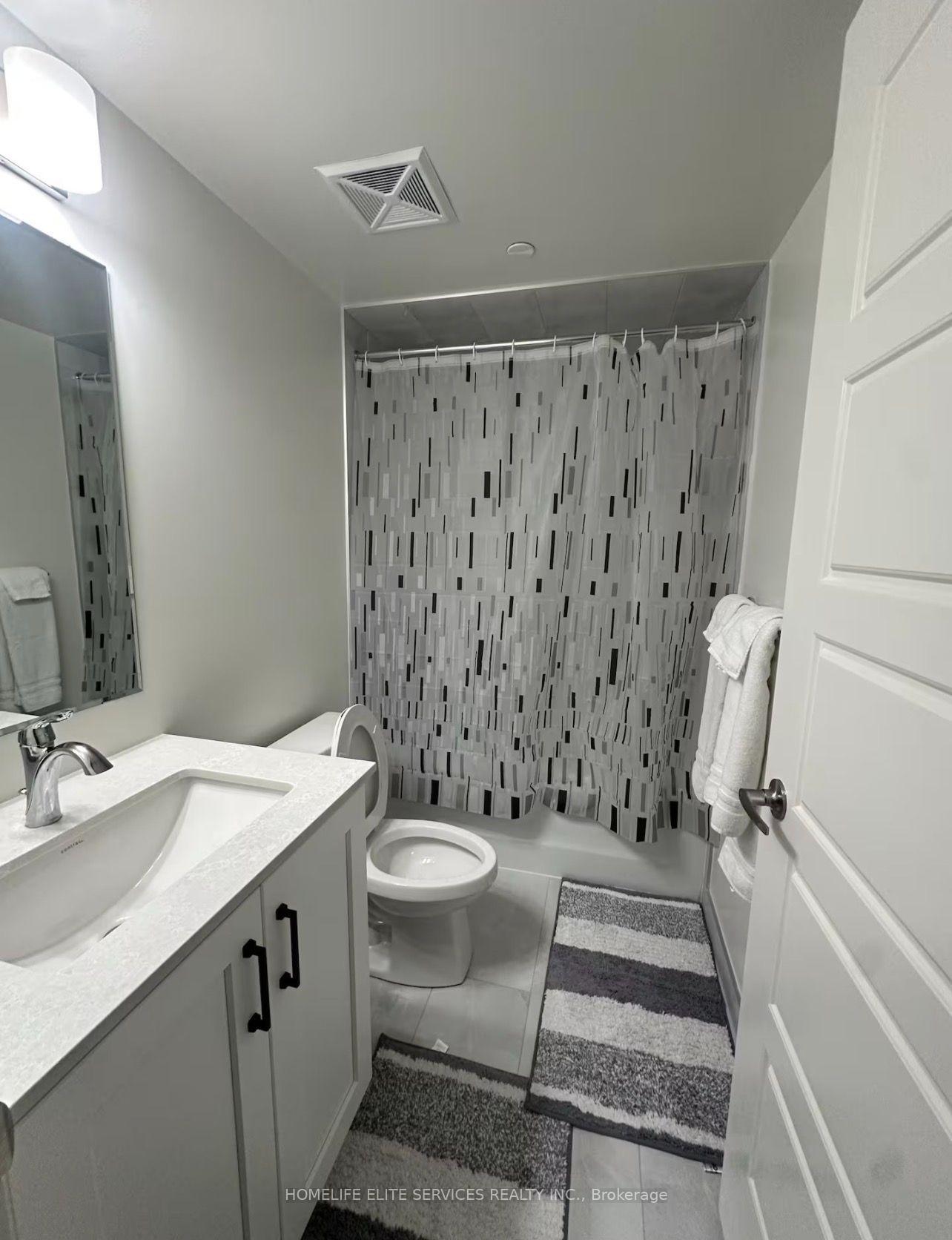 Photo 4 of 1415 Dundas Street E, Oakville, Joshua Meadows — HOMEH