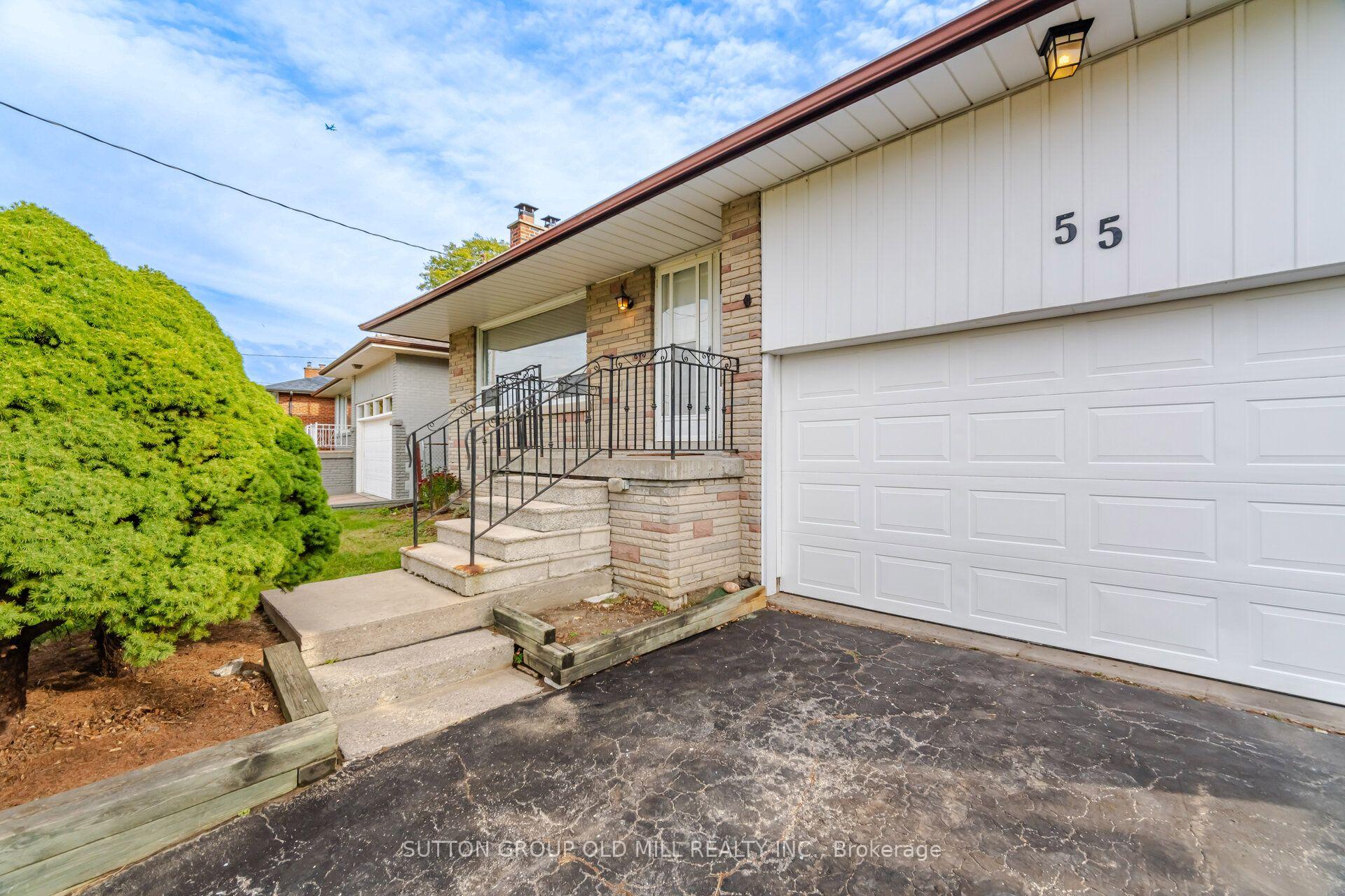 Photo 3 of 55 Sun Row Drive, Etobicoke, Kingsview Village-The Westway — HOMEH
