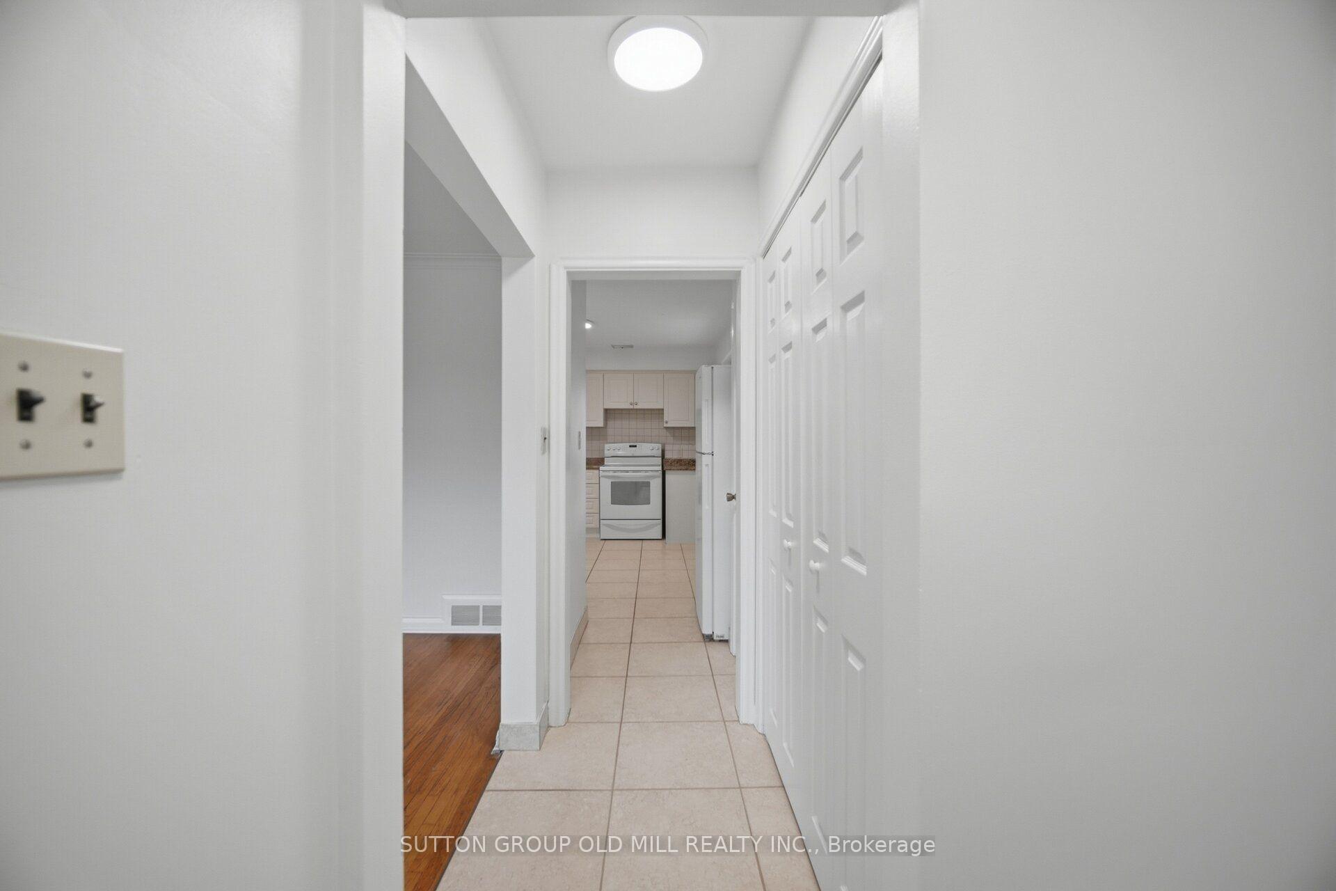 Photo 7 of 55 Sun Row Drive, Etobicoke, Kingsview Village-The Westway — HOMEH