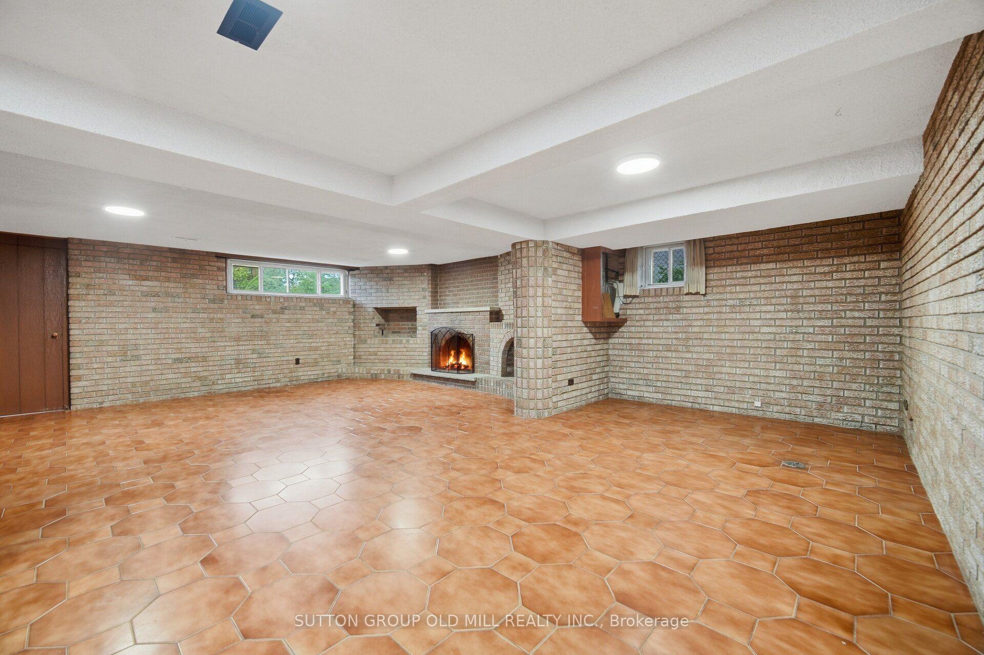 Photo 22 of 55 Sun Row Drive, Etobicoke, Kingsview Village-The Westway — HOMEH