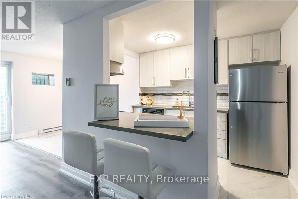 Photo 6 of Unit 12, 529 Elm Street, Port Colborne, Main Street — HOMEH