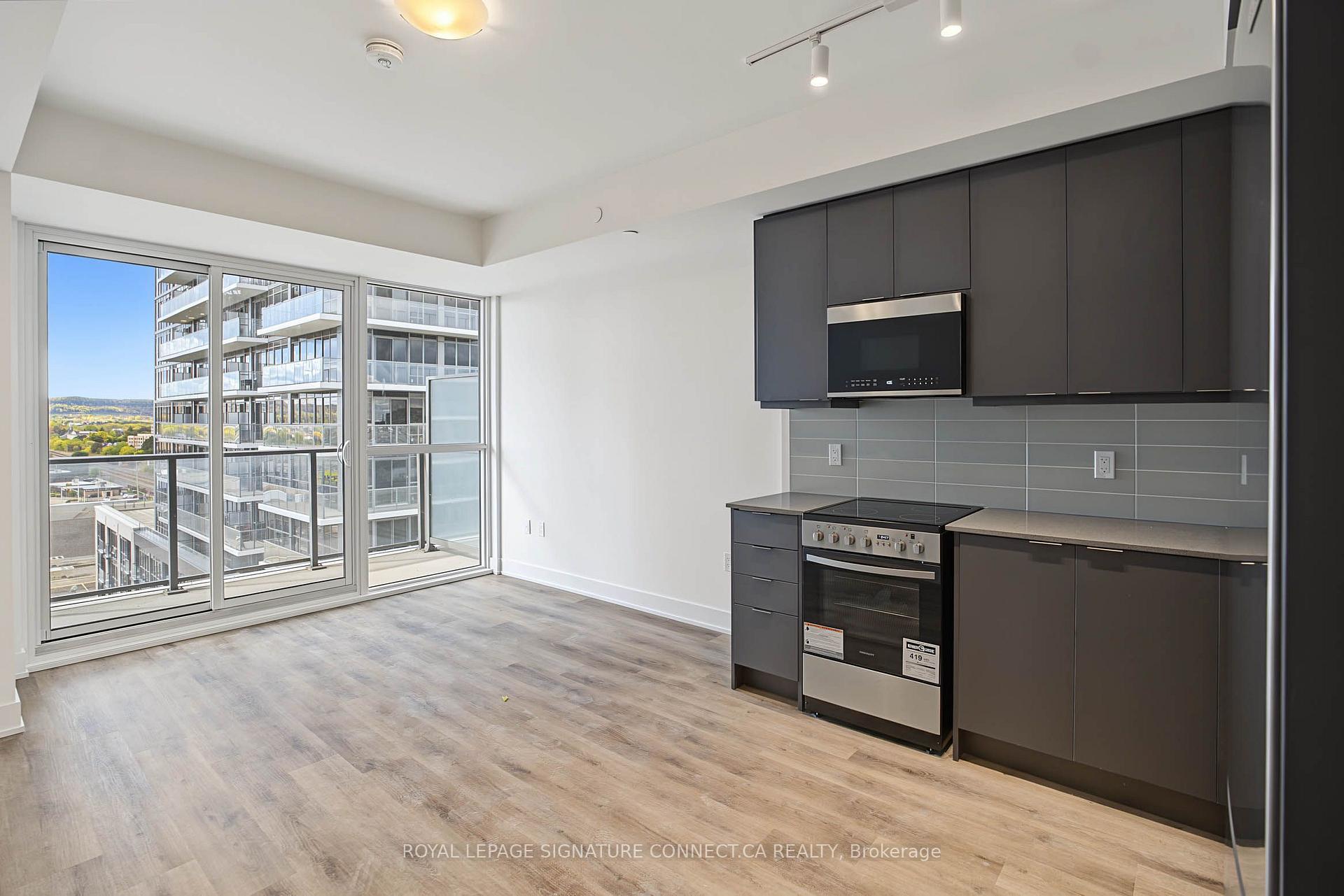 Photo 6 of Unit 1007, 125 Nipissing Road, Milton, Old Milton — HOMEH