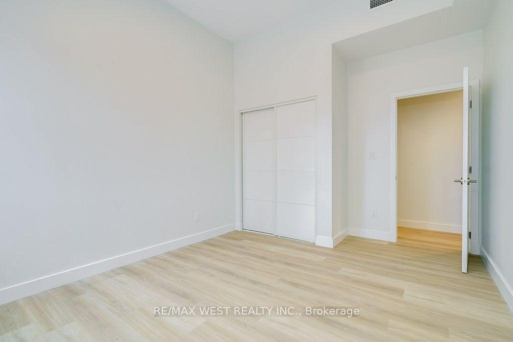 Photo 6 of Unit 202, 2083 Danforth Avenue, Toronto, Woodbine Corridor — HOMEH