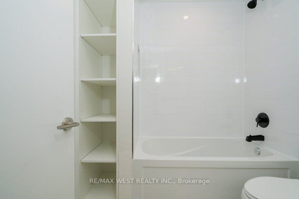 Photo 8 of Unit 202, 2083 Danforth Avenue, Toronto, Woodbine Corridor — HOMEH