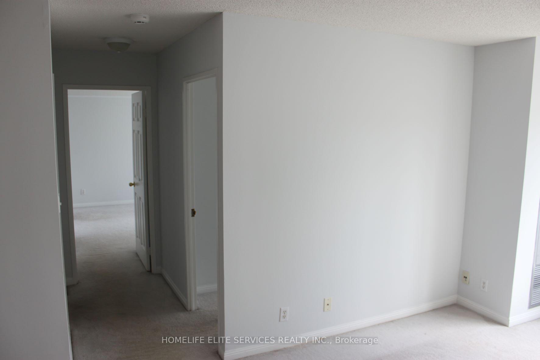 Photo 10 of Unit 1615, 11 Lee Centre Drive, Scarborough, Woburn — HOMEH