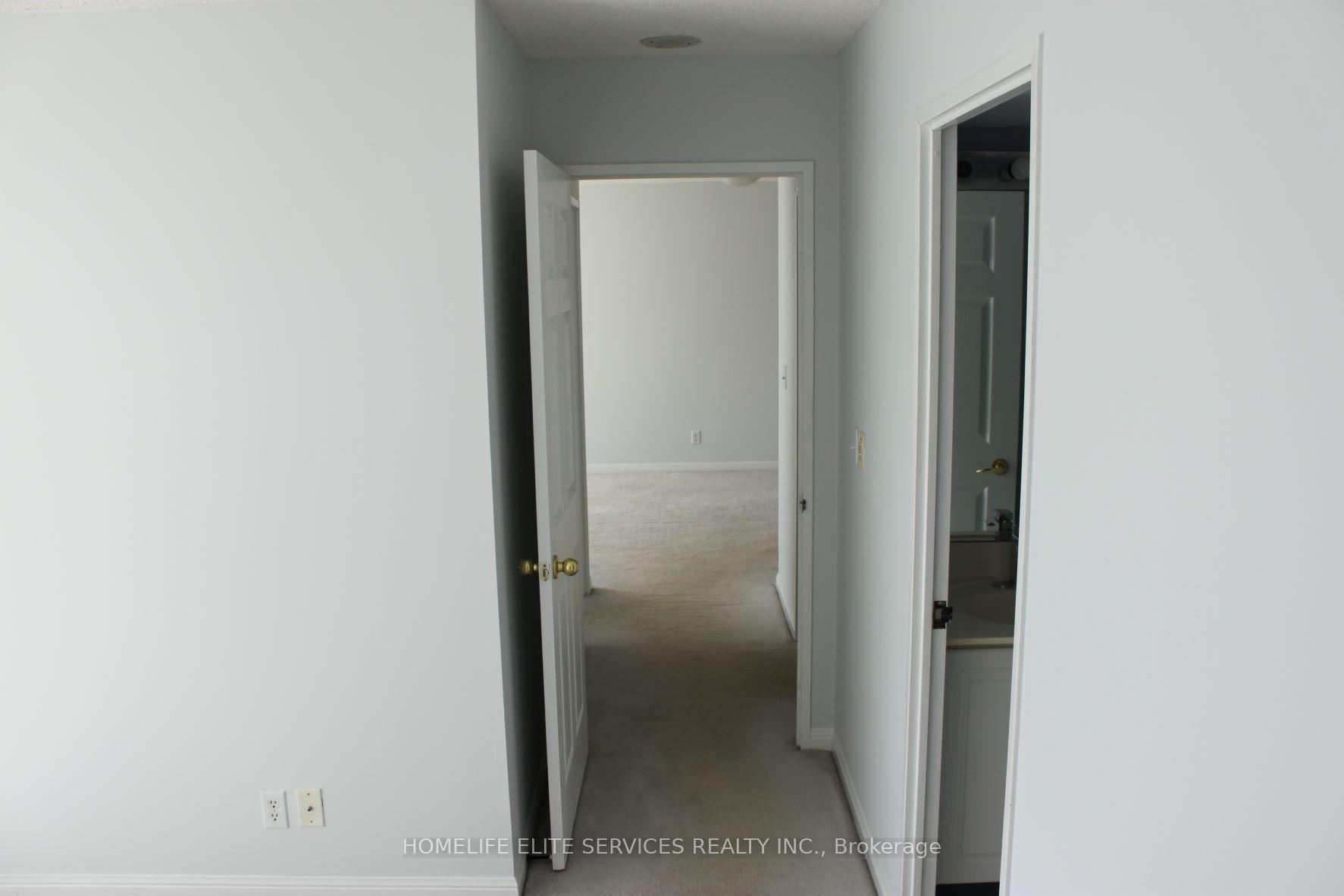 Photo 17 of Unit 1615, 11 Lee Centre Drive, Scarborough, Woburn — HOMEH