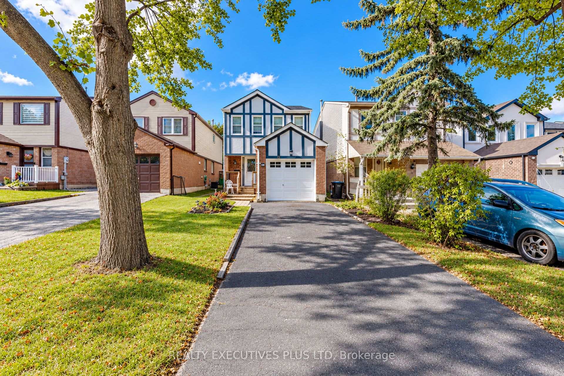 Photo 4 of 15 Mangrove Road, Brampton, Central Park — HOMEH