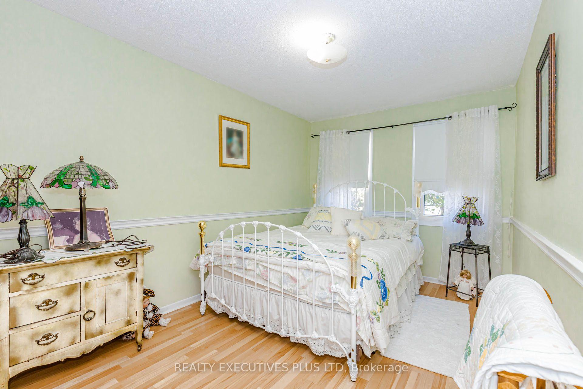 Photo 24 of 15 Mangrove Road, Brampton, Central Park — HOMEH
