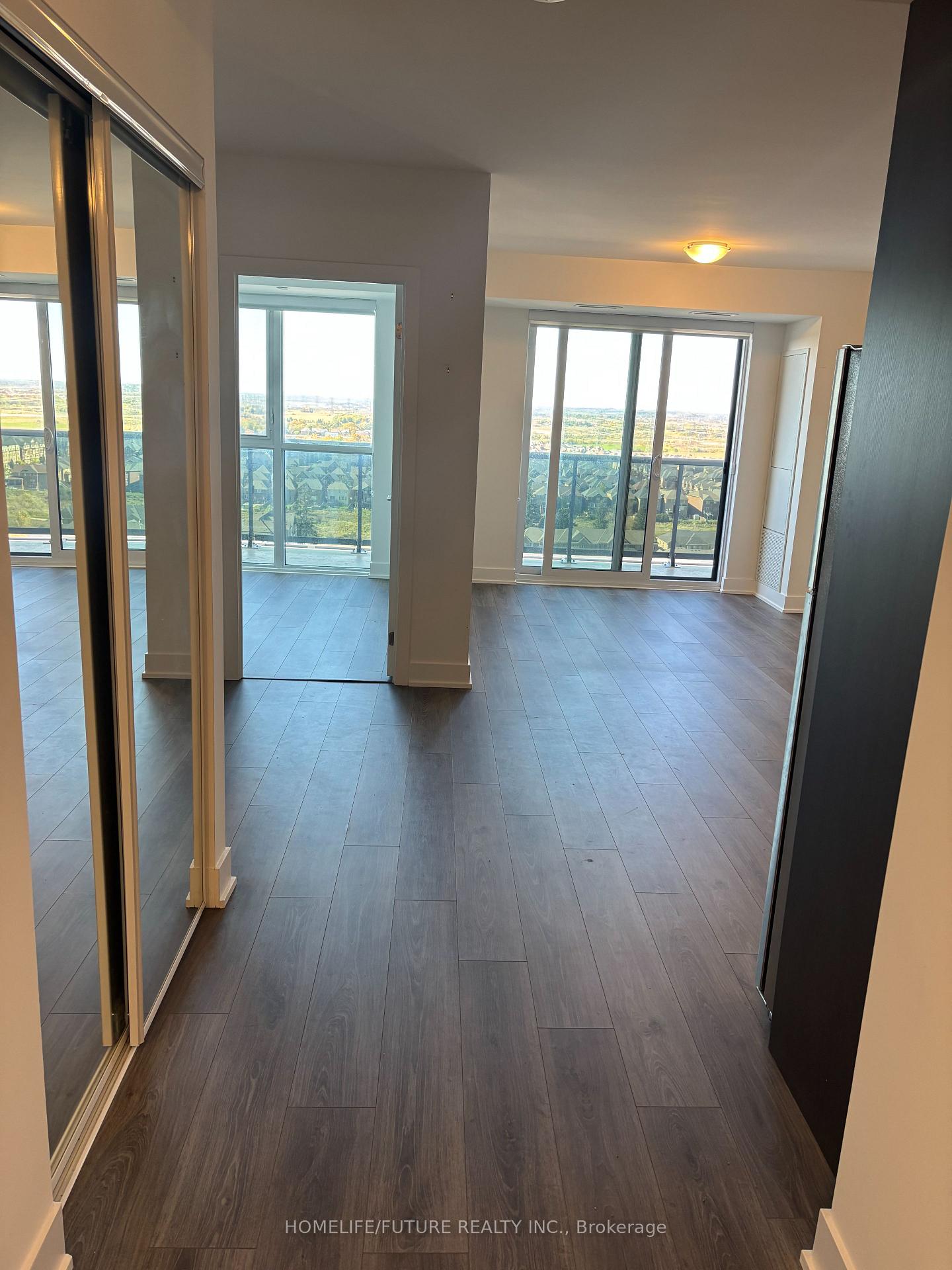 Photo 2 of Unit 1608, 2545 Simcoe Street, Oshawa, Windfields — HOMEH