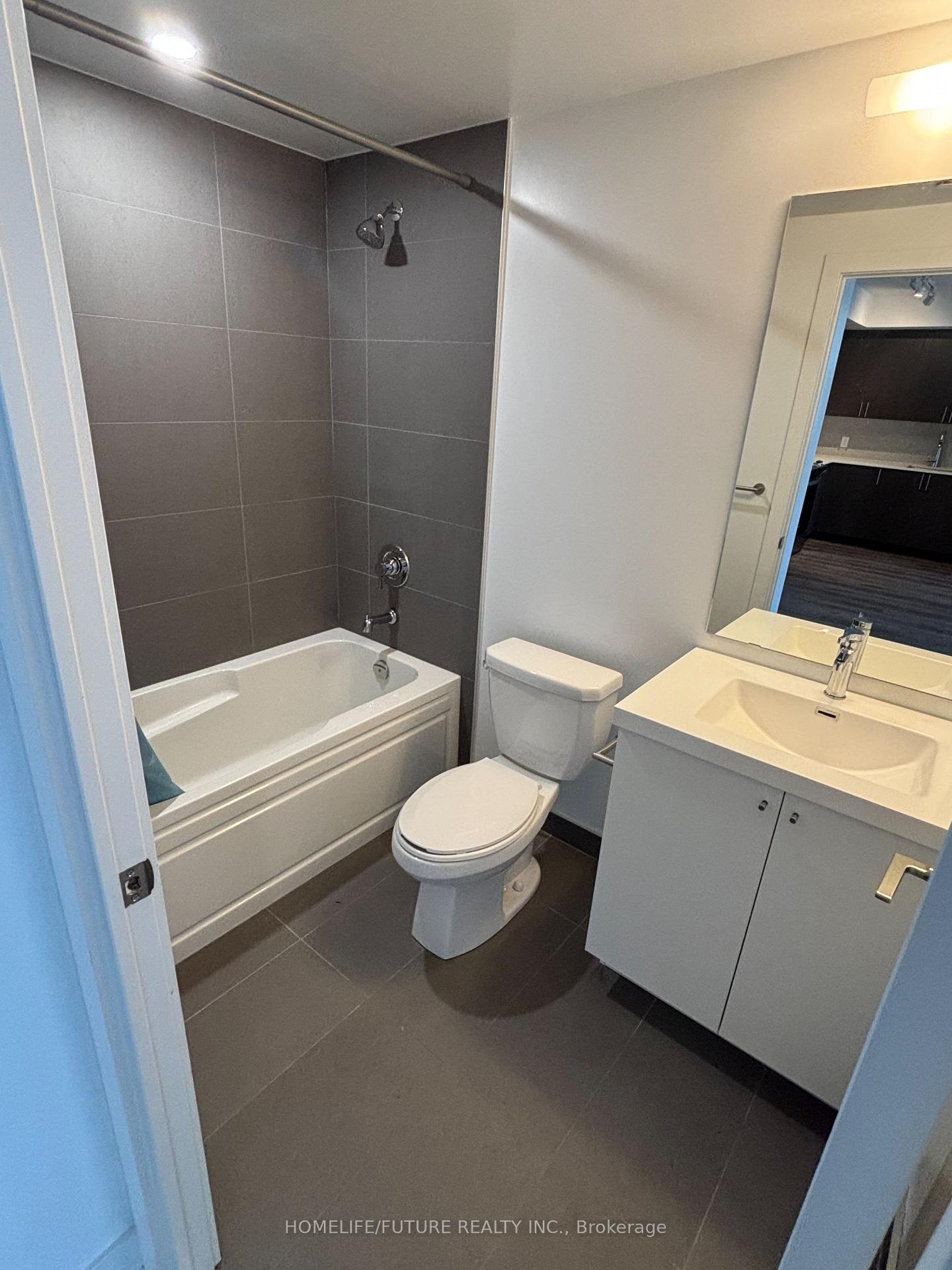 Photo 13 of Unit 1608, 2545 Simcoe Street, Oshawa, Windfields — HOMEH