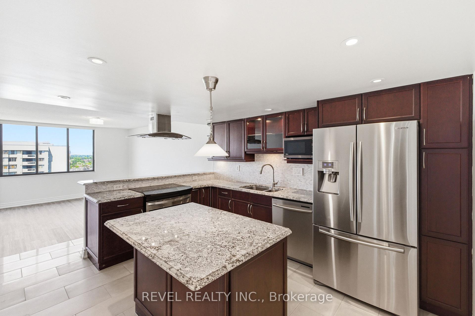 Photo 10 of Unit Ph06, 2330 Bridletowne Circle, Scarborough, L'Amoreaux — HOMEH