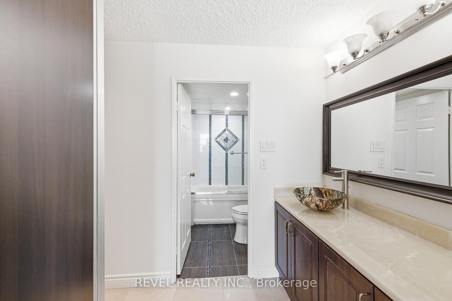 Photo 16 of Unit Ph06, 2330 Bridletowne Circle, Scarborough, L'Amoreaux — HOMEH
