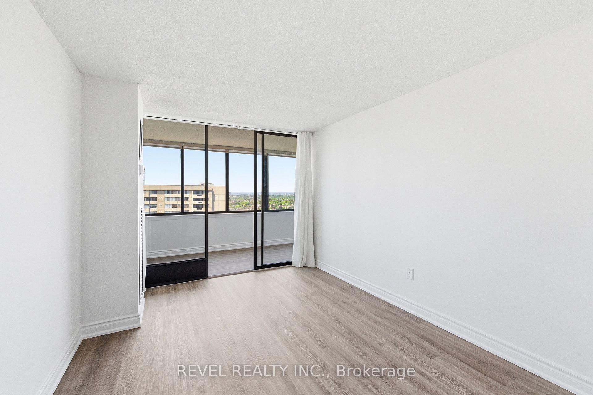 Photo 20 of Unit Ph06, 2330 Bridletowne Circle, Scarborough, L'Amoreaux — HOMEH